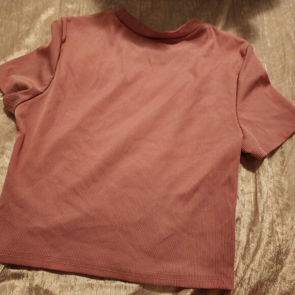 Cropped t shirt - Picture 2 of 3